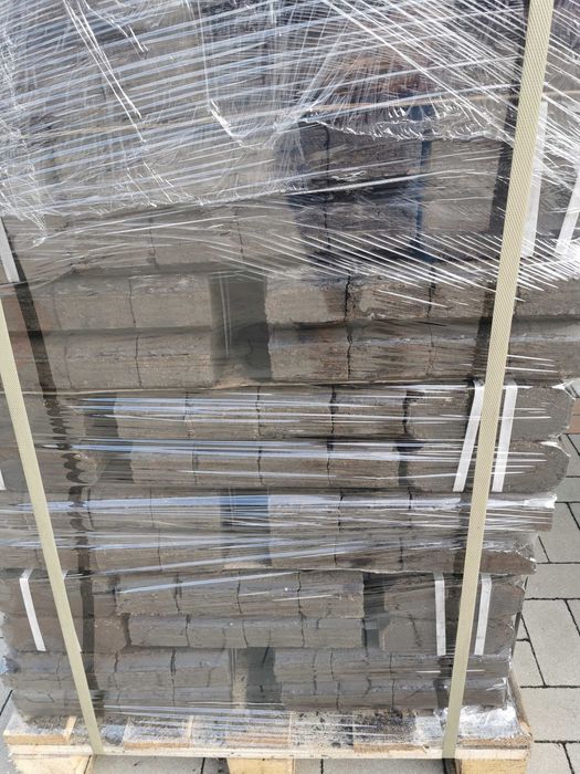 Brykiet torfowy wysokokaloryczny paleta , big bag zamiennik węgla.