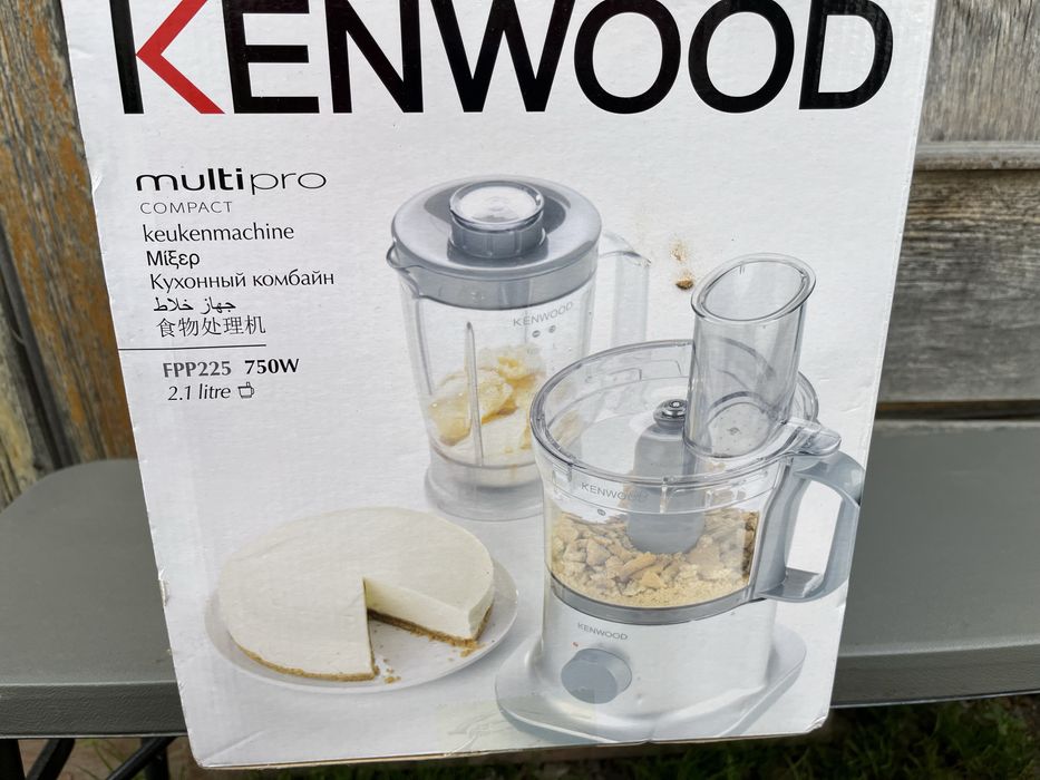 Продається кухонний комбайн Kenwood