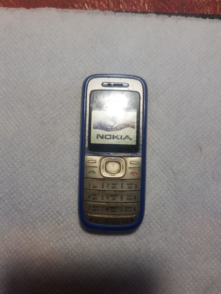 Мобильный,телефон, Nokia, 1200,с заряд, sharp,фарфор,статужтк