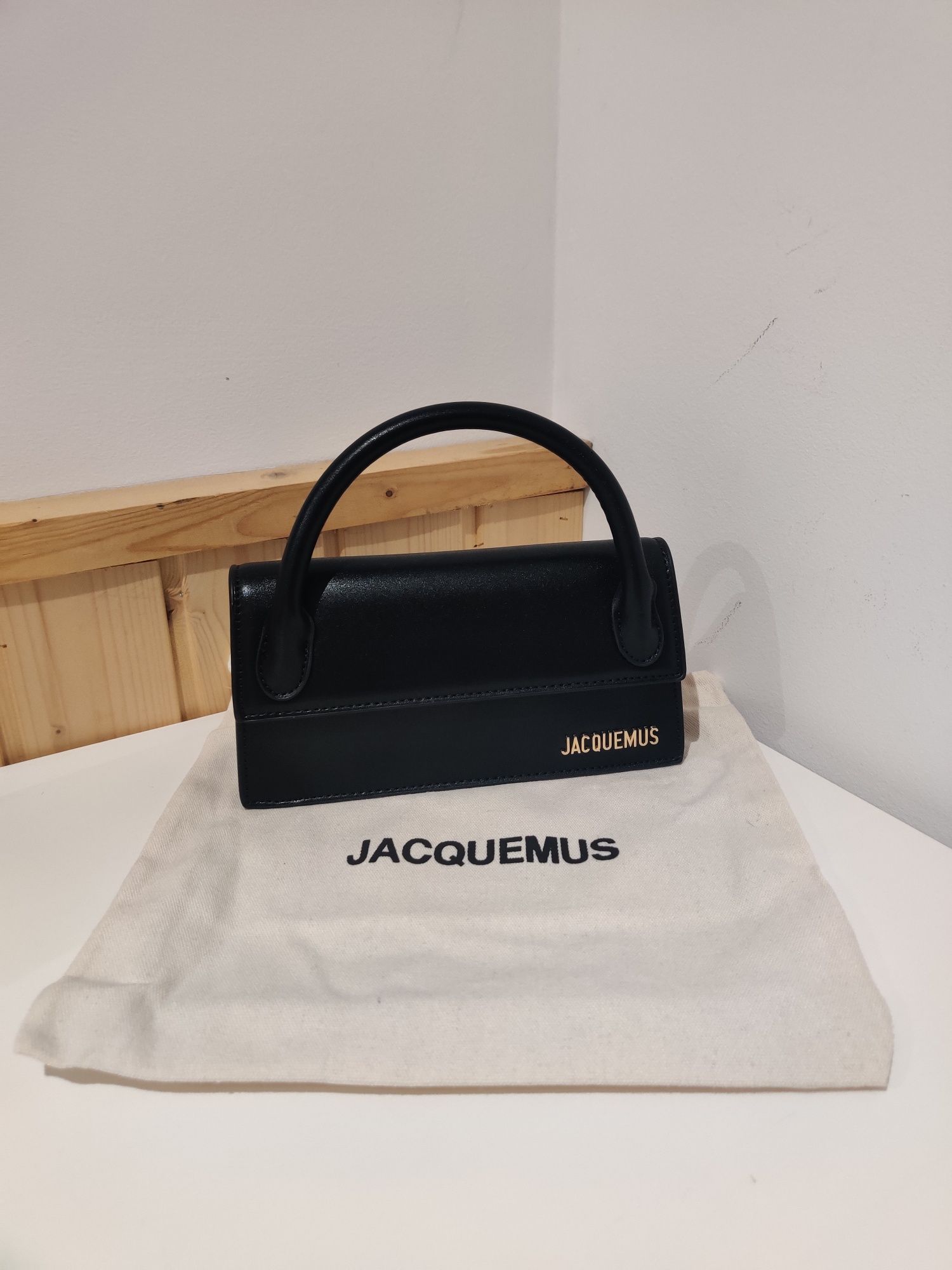 Bolsa preta Jacquemus
