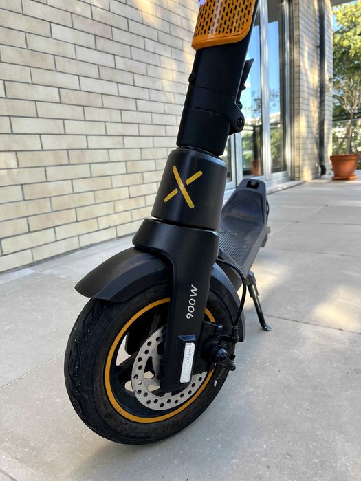 Trotinete Elétrica Bongo Smart X45 – Potente, Fiável e Como Nova