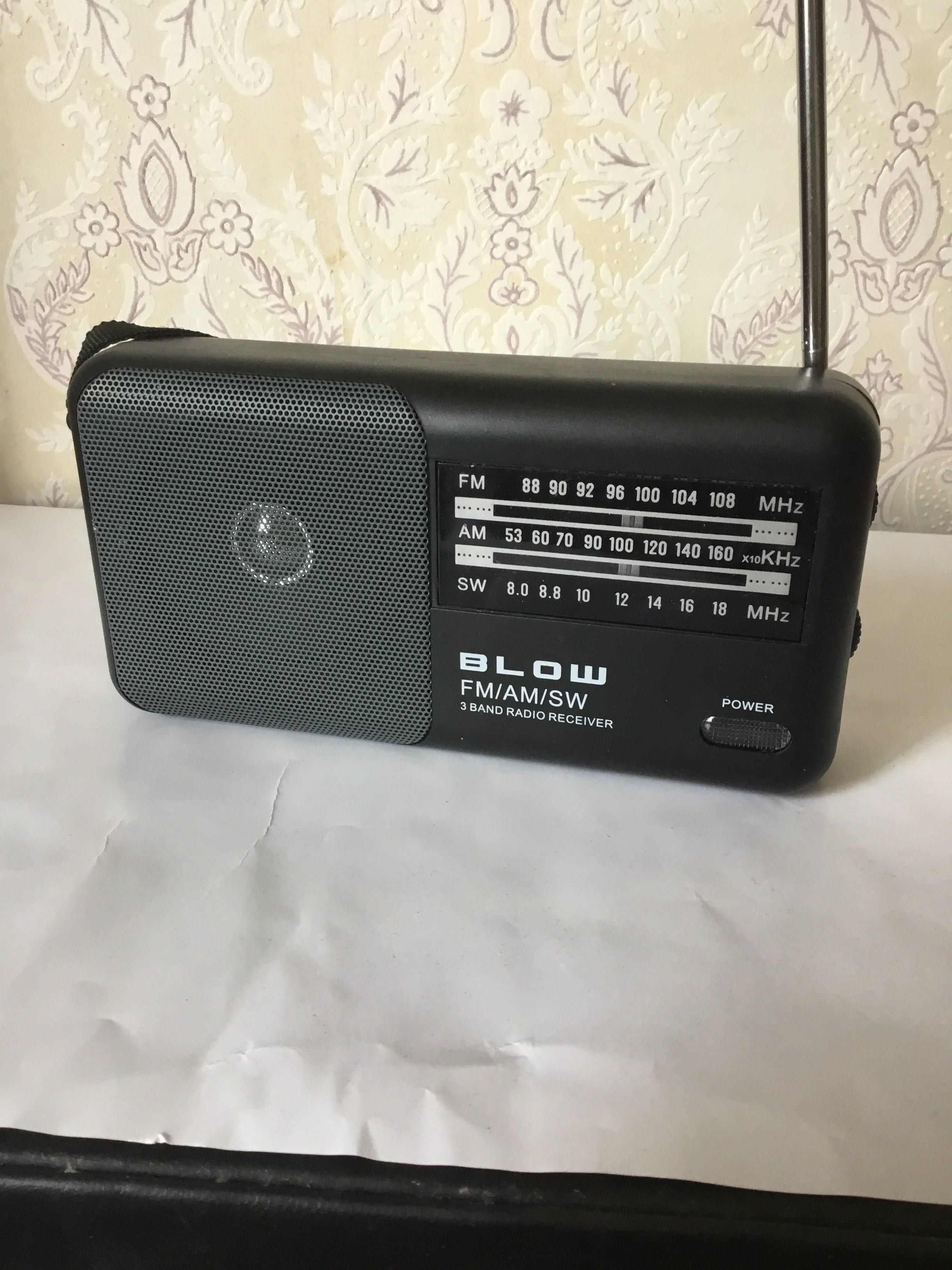 Портативный радиоприемник BLOW 53069 RA4 AM/FM Black