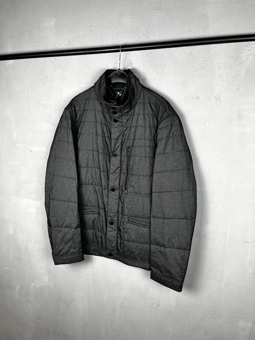 Hugo Boss куртка оригінал розмір л