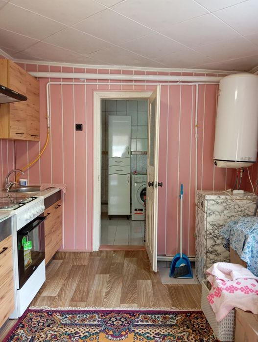 Продам будинок 3 гаражами,в 12 км.від м.Горохів!Або обмін!