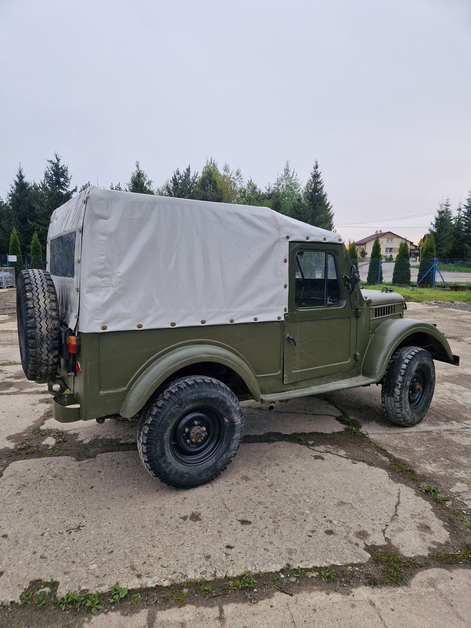 Bezpośredni importer Gaz-69