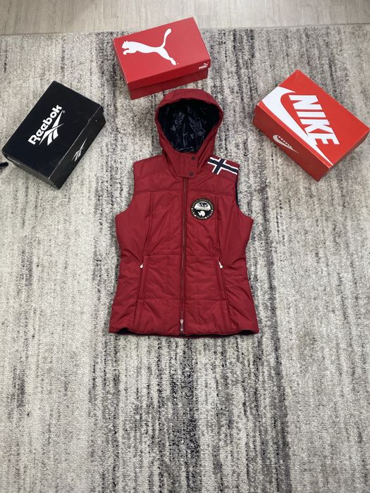 Жилетка Napapijri outdoor primaloft оригінал