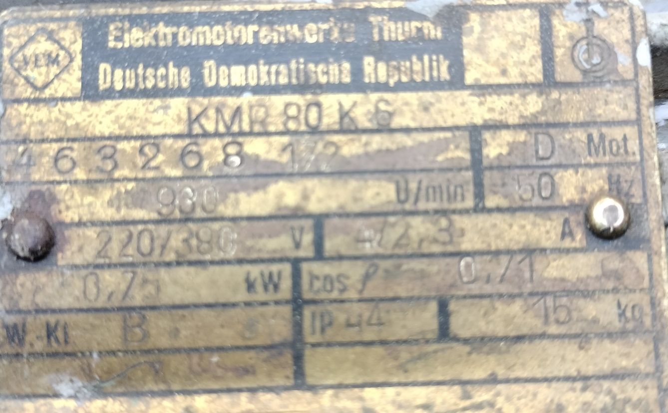 Silnik 0,7 kW trzyfazowy