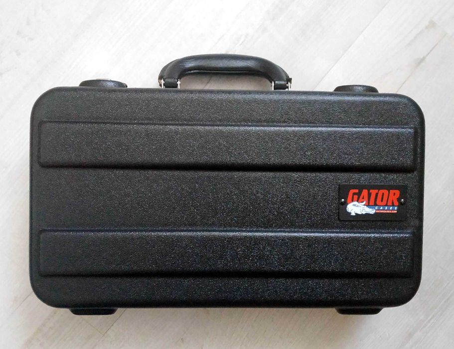 Walizka na 6 mikrofonów GATOR GM-6 - Case na mikrofony