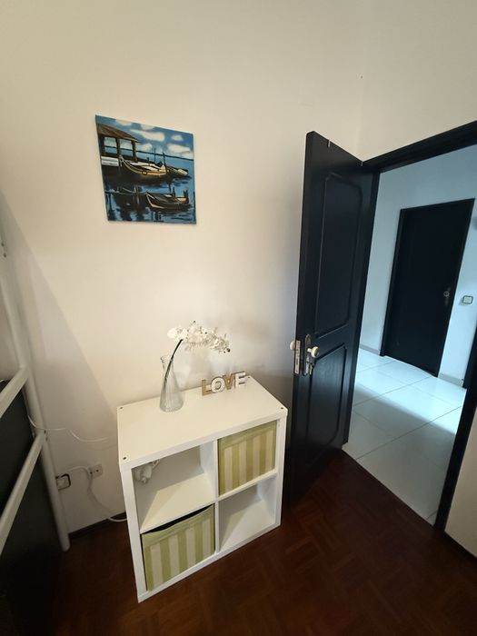 Quarto casal c/s filho mobililiado 5 min estação de  Entroncamento