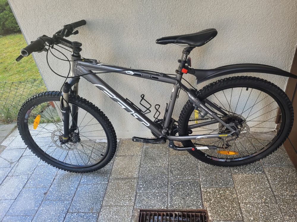Felt Q720 , kola 26
