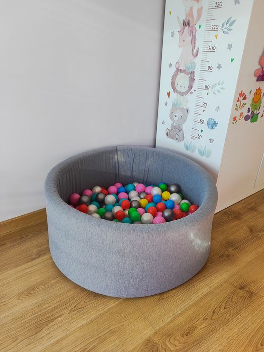 Basen z kulkami dla dzieci