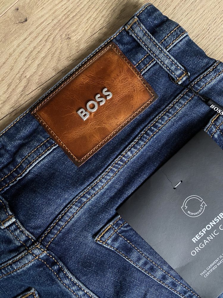 Джинси Hugo Boss