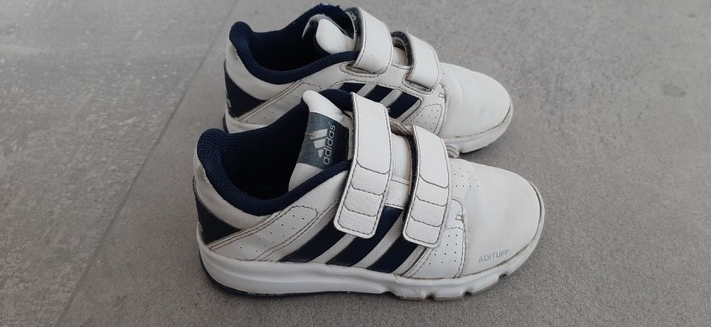 Adidas ADITUFF 28 wkladka 18 cm