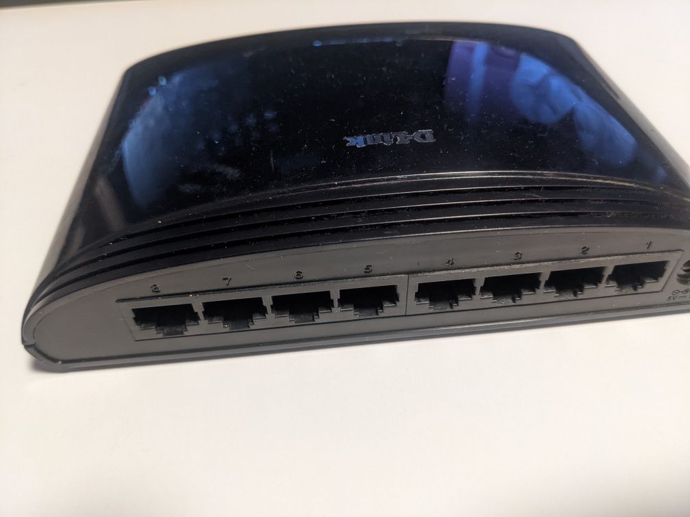 Switch d link 8 portow