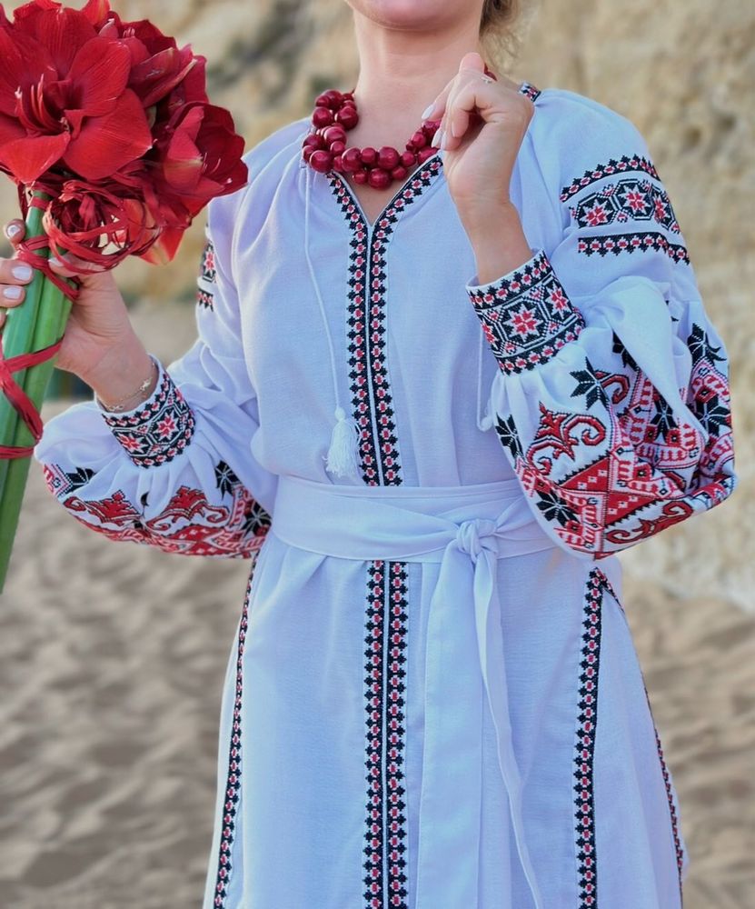 Весільний комплект вишиванки