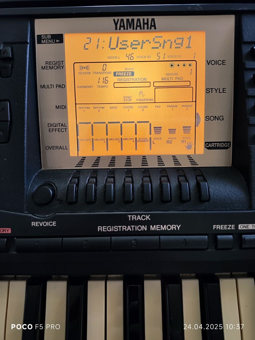 Синтезатор Yamaha PSR-330 динамічна клавіат Midi-секвенсор