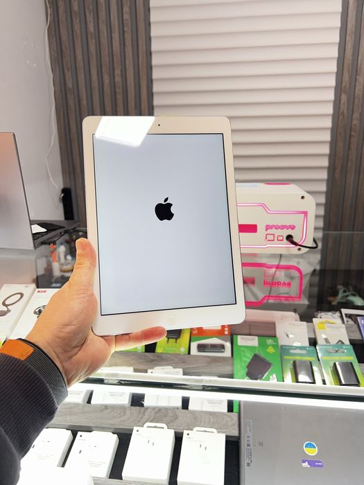Apple iPad Air 32Gb GPS LTE