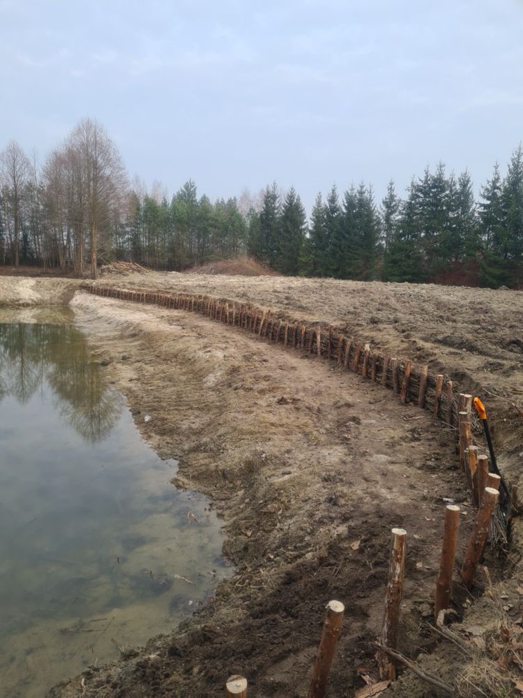 Faszynowanie zabespiecznie brzegów kopanie stawów umocnienia brzegów