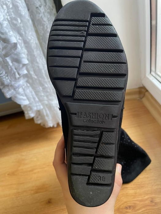 Сапоги  женские  ботфорты