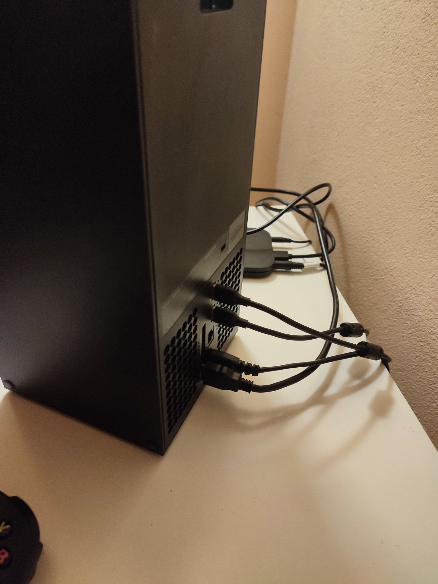 Xbox series X + pad na gwarancji