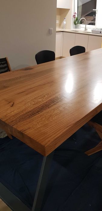 Mesa em carvalho