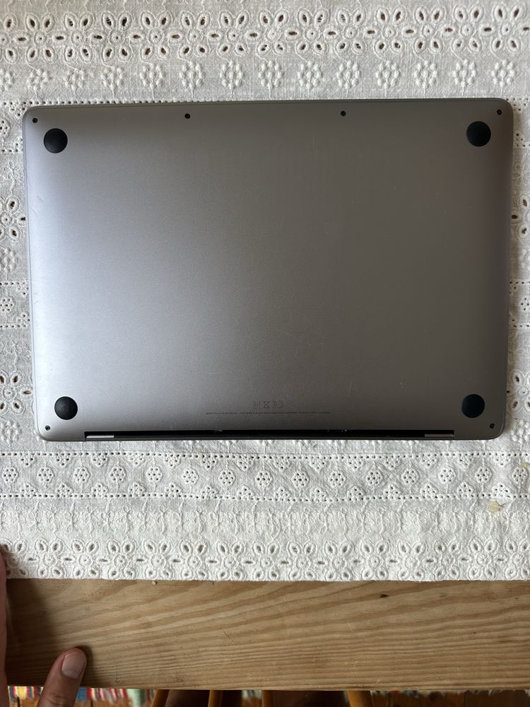 Apple Macbook Pro 13 M1 16GB RAM 1TB em ótimo estado