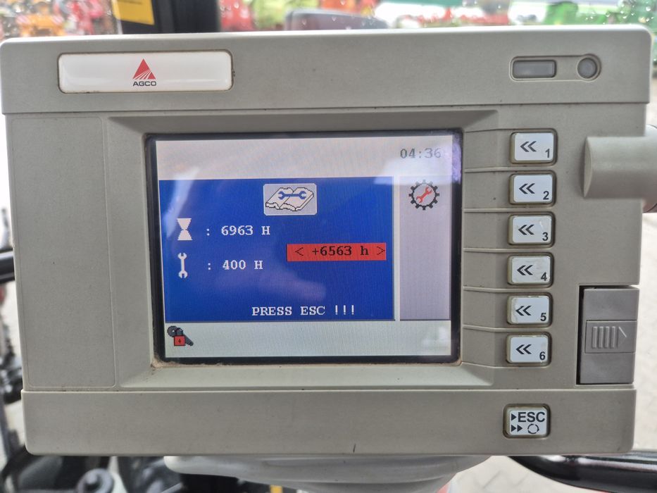 Ciągnik rolniczy Massey Ferguson  7465