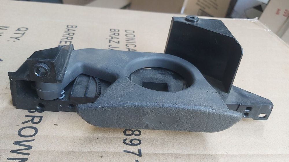 UCHWYT NA KUBEK CITROEN C5 9634726577