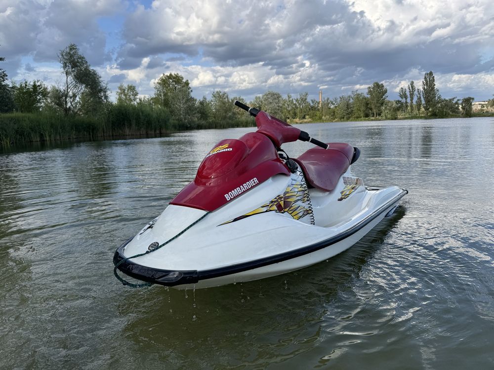 Продам гідроцикл bombardier sea doo brp gs