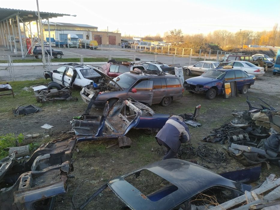 Разборка Опель омега А розборка запчасти для Opel omega A шрот