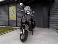 Vespa PX 125 kolor Czarny Siedzenie Sport Oryginalna Blokada OEM.