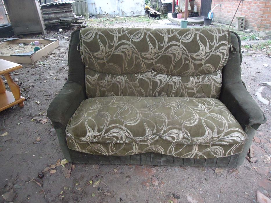 Продам диван. Отличное состояние.