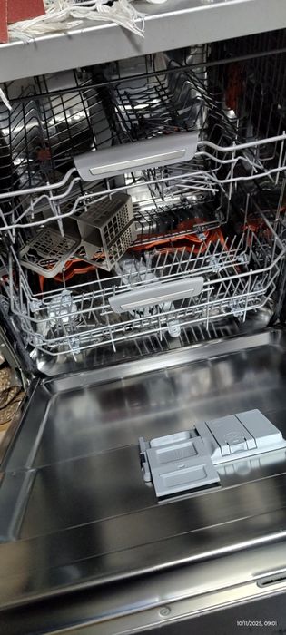 Máquina de lavar loiça HFO 3O32 W C X