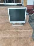 Monitor mały sprawny
