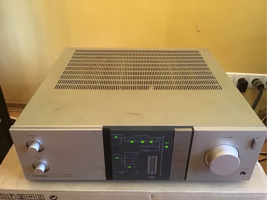 Продам усилитель Pioneer A-8 made in Japan