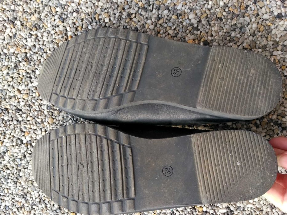 Płaskie buty 38 baletki czółenka niskie eleganckie mokasyny obuwie