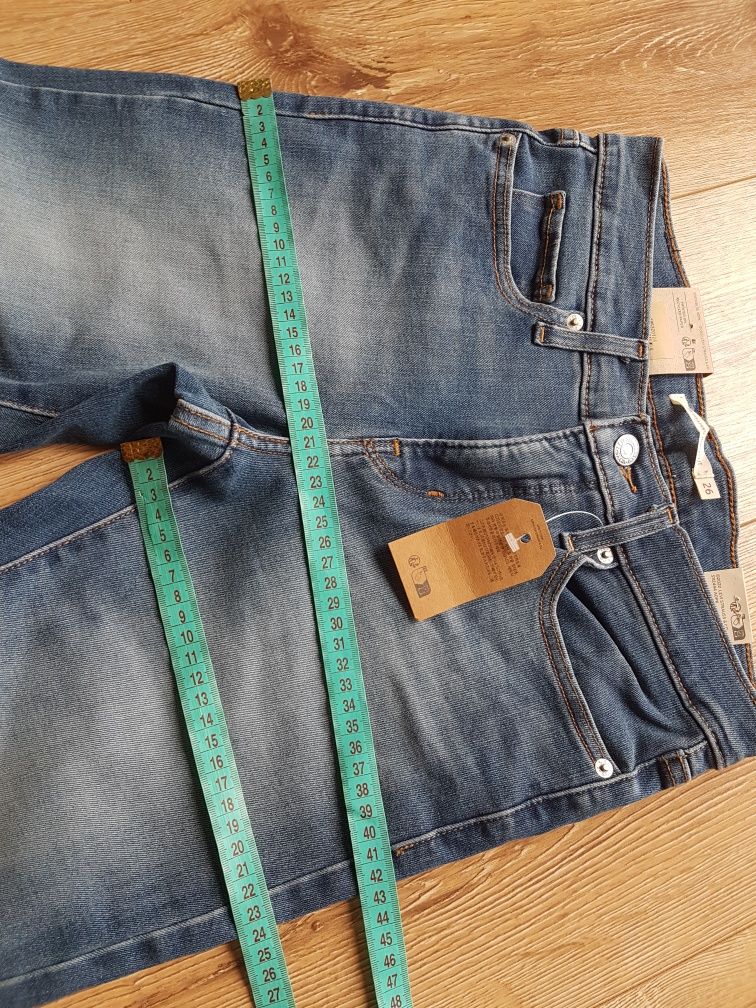 W26 L32 XS Levi's 315 Shaping Bootcut jeansy spodnie dzwony damskie