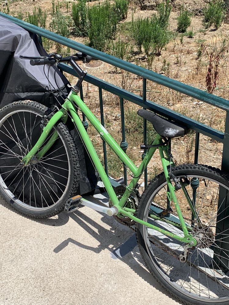 Bicicleta - Com alguns Detalhes