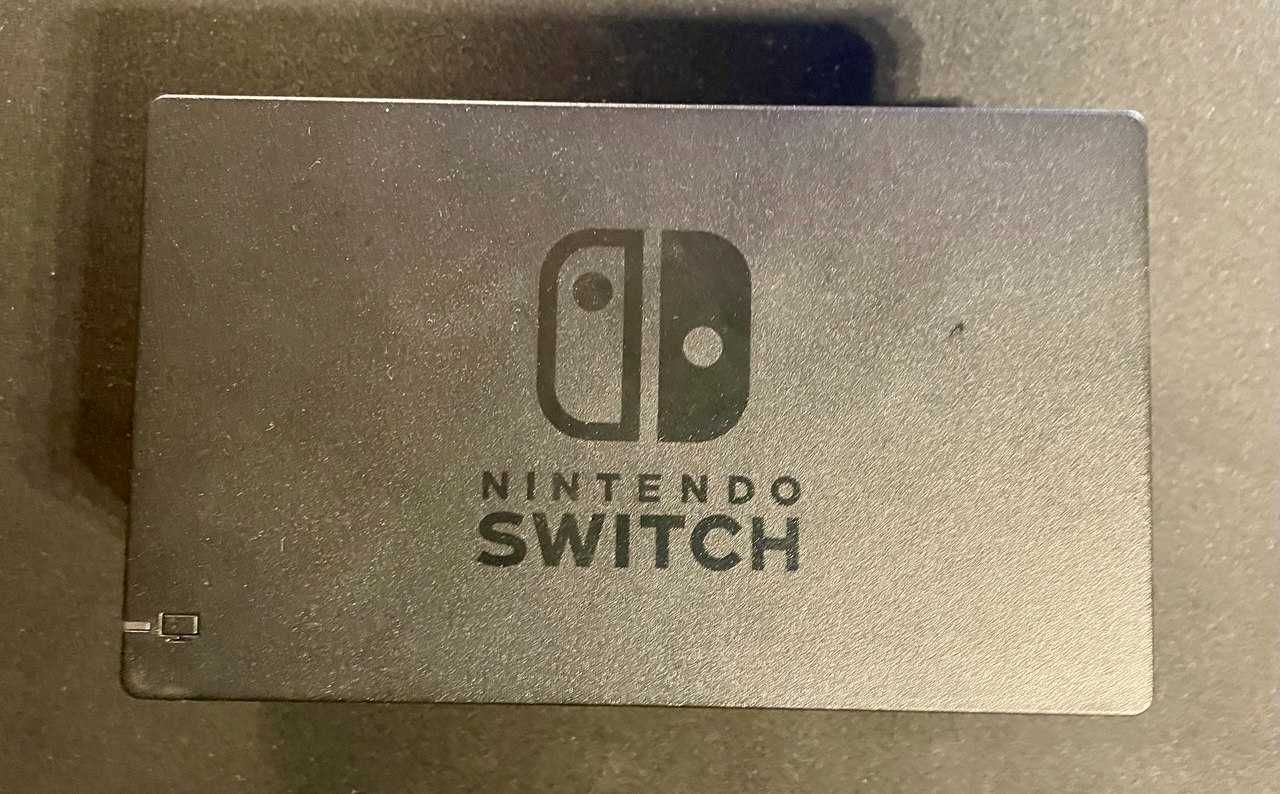Nintendo Switch V2 – stan idealny + akcesoria