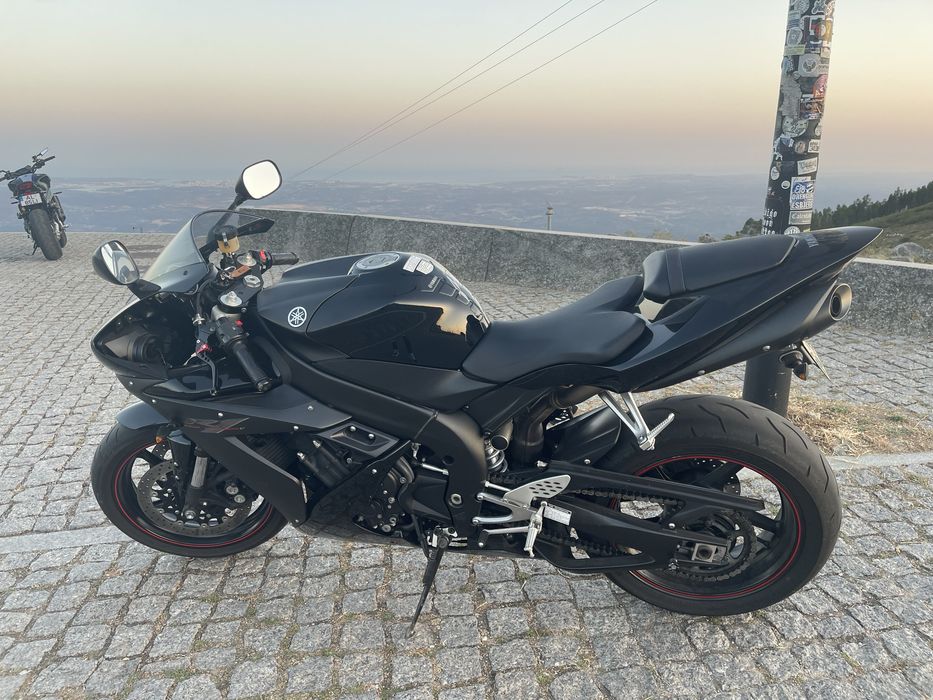 Yamaha R1 - Como nova