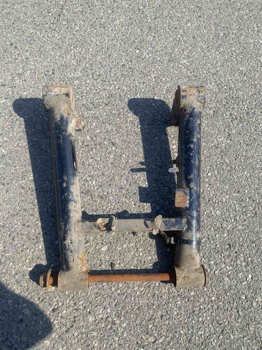 Задній маятник електроскутера AIMA XIOMA U1S