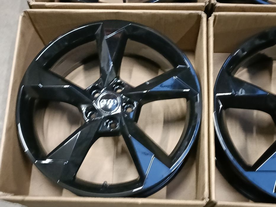 Alufelgi Felgi Audi 19 cali 5x112 A4 A6, Q2 Q3 SQ3