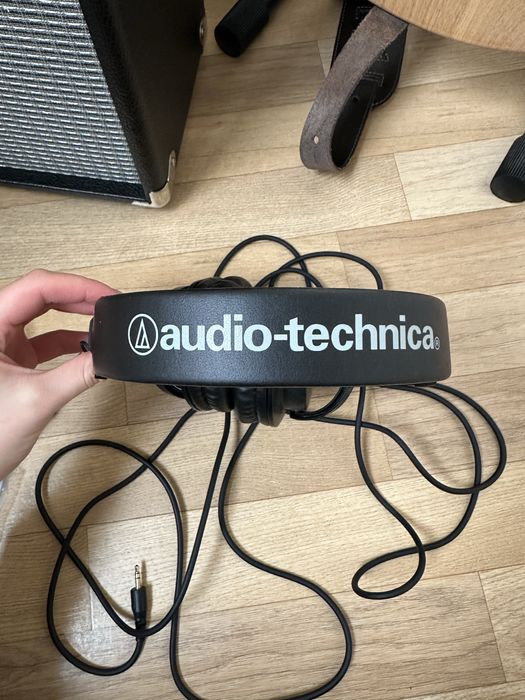 Продам Електрогітару YAMAHA PACIFICA 112J + комбік FENDER CHAMPION 20