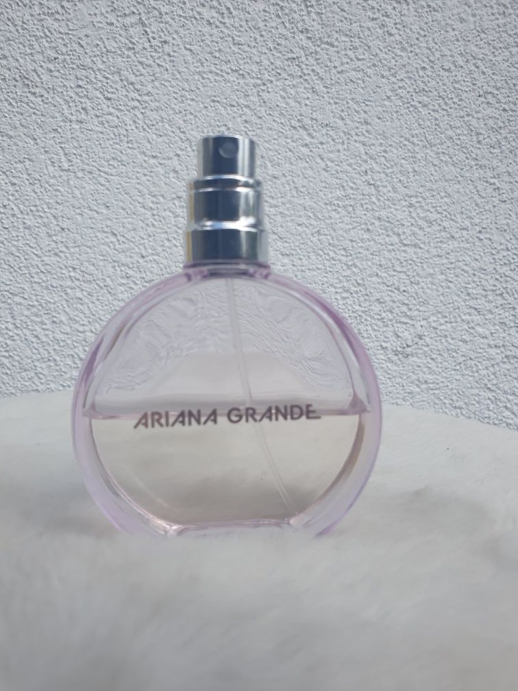 Perfumy Ariana Grande edp ubytkowe bez korka