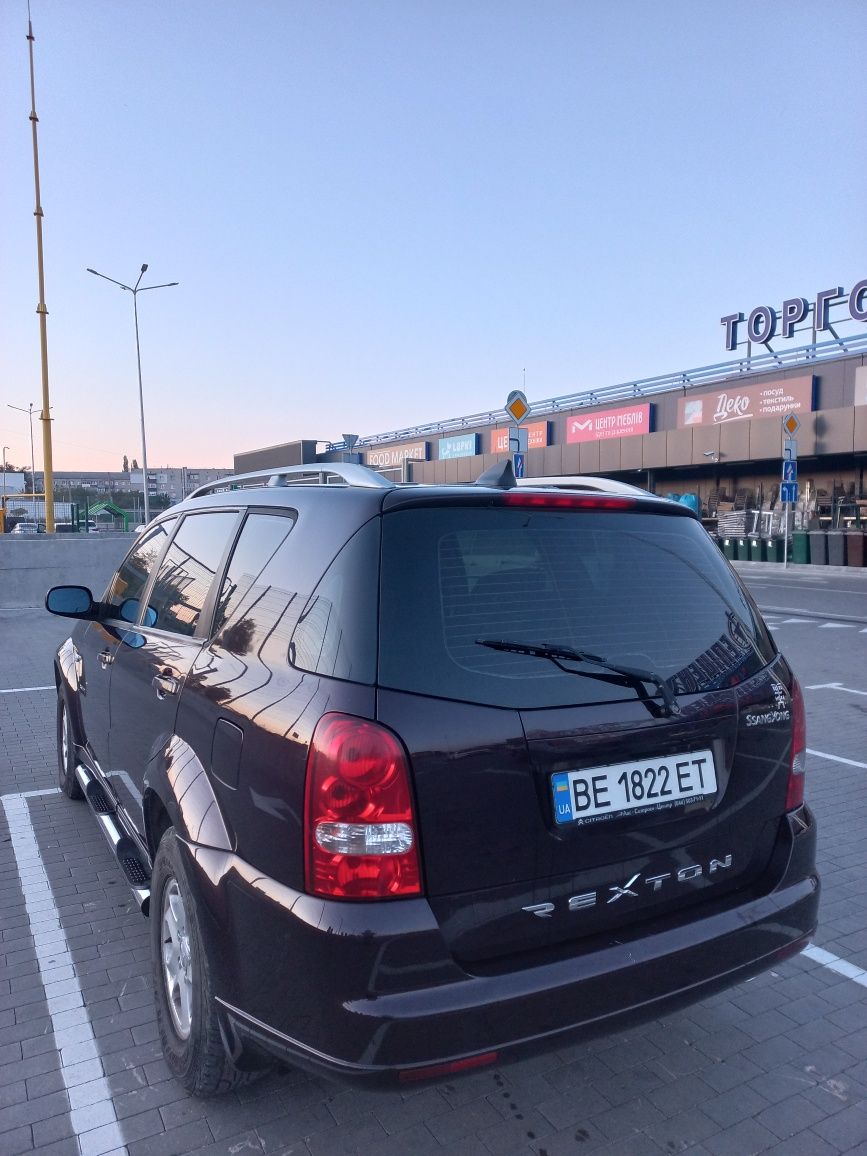 Продаю машину Ssang YongRexton
