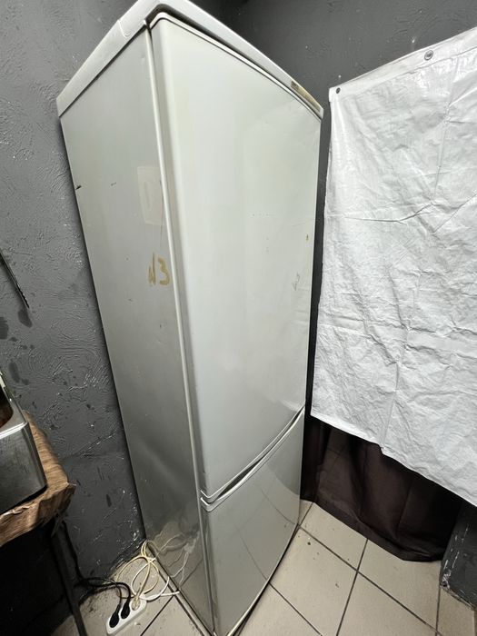 Прдам холодильник Атлант