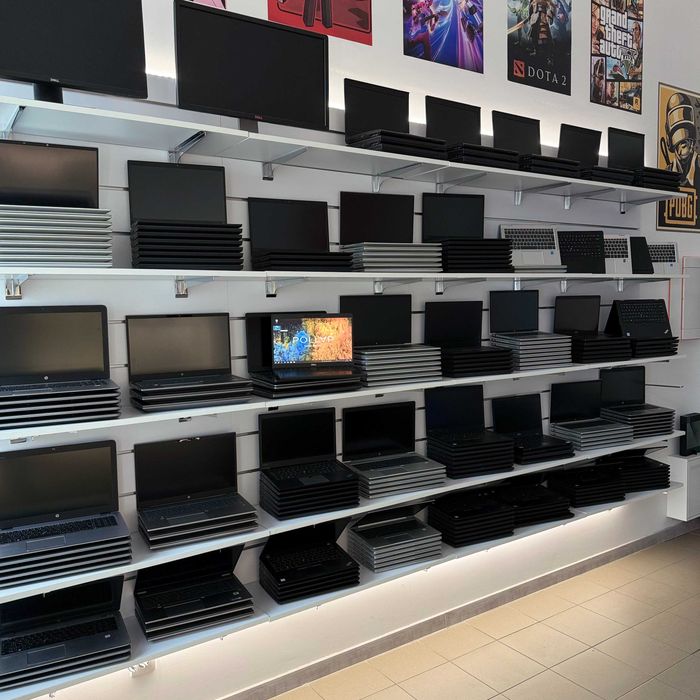 Laptop Dell Laittude 5400 i5-8gen / 256 SSD/ 16 RAM/ FHD IPS / GWR12M