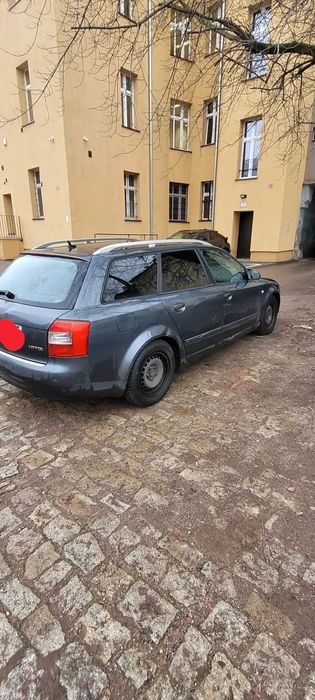 Audi A4 Avant AUDI A4 B6 kombi 1.9 TDI super na części