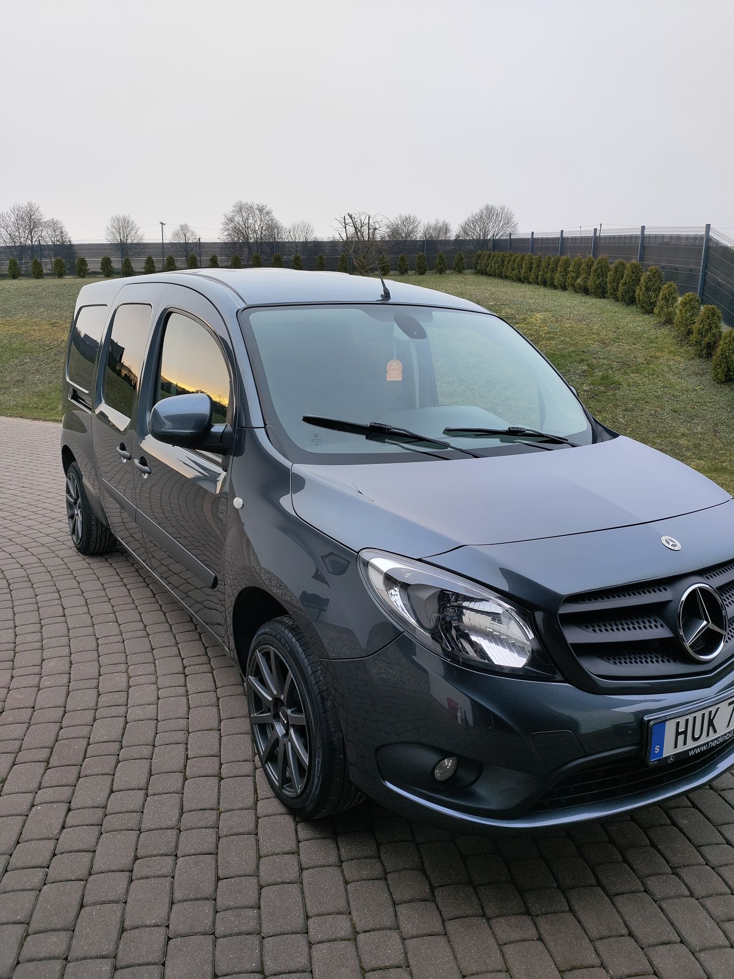 Mercedesa Citan 1,5 CDI 90 kM long 5-osobowy