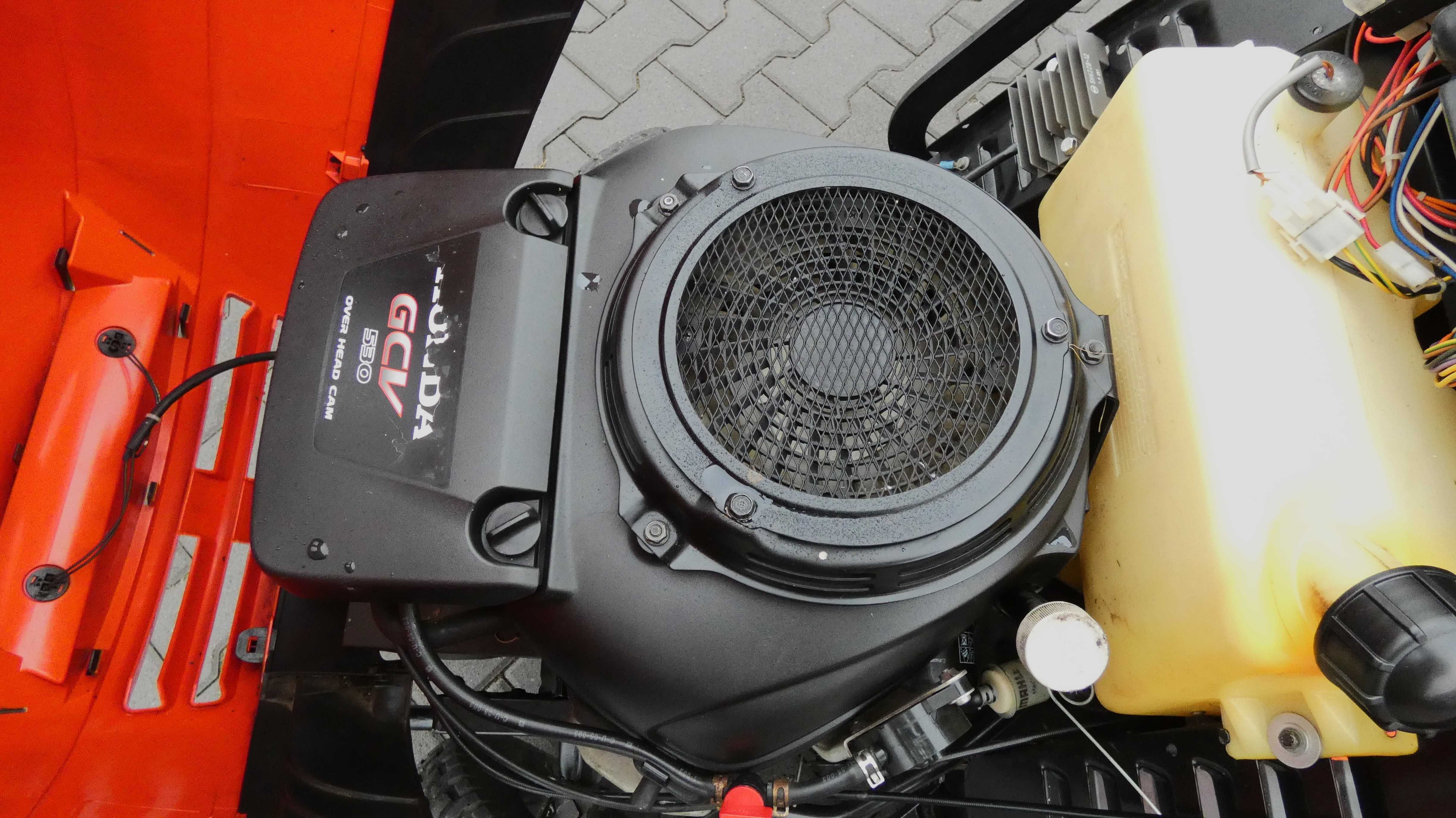 Traktorek kosiarka Dolmar HONDA 2 Cylindry (161208.4) - Baras